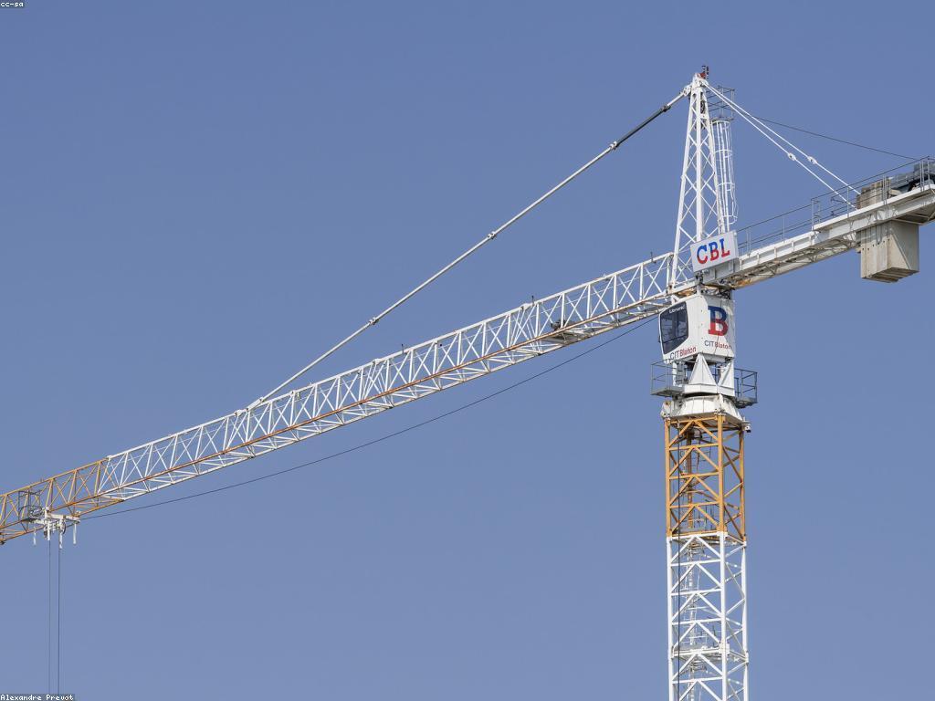 ការអភិវឌ្ឍន៍នៃអាគារម៉ាស៊ីនស្លតនៅក្នុងសតវត្សទី21