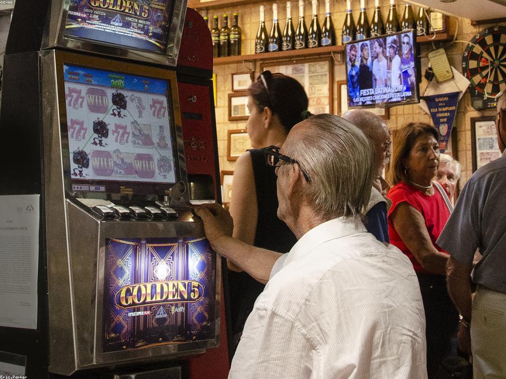 ជម្រើសម៉ាស៊ីនហ្កេមស្លត